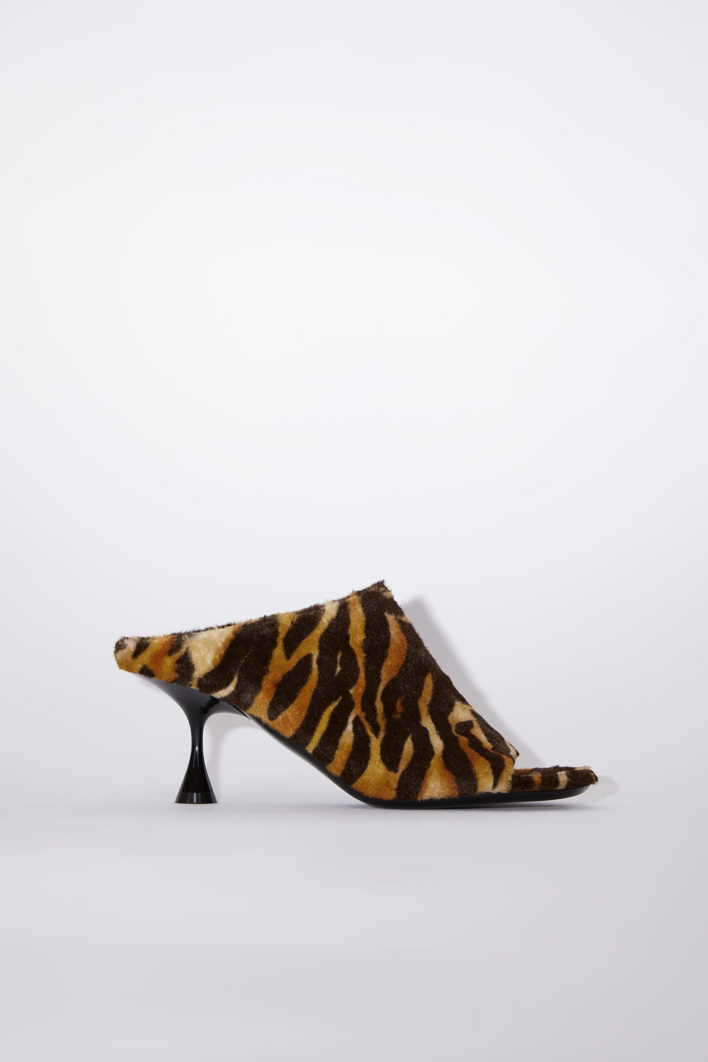 Acne Studios Tiger print mules-skinnklackar