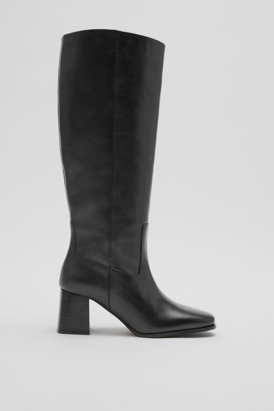 & Other Stories-skinnboots NWT