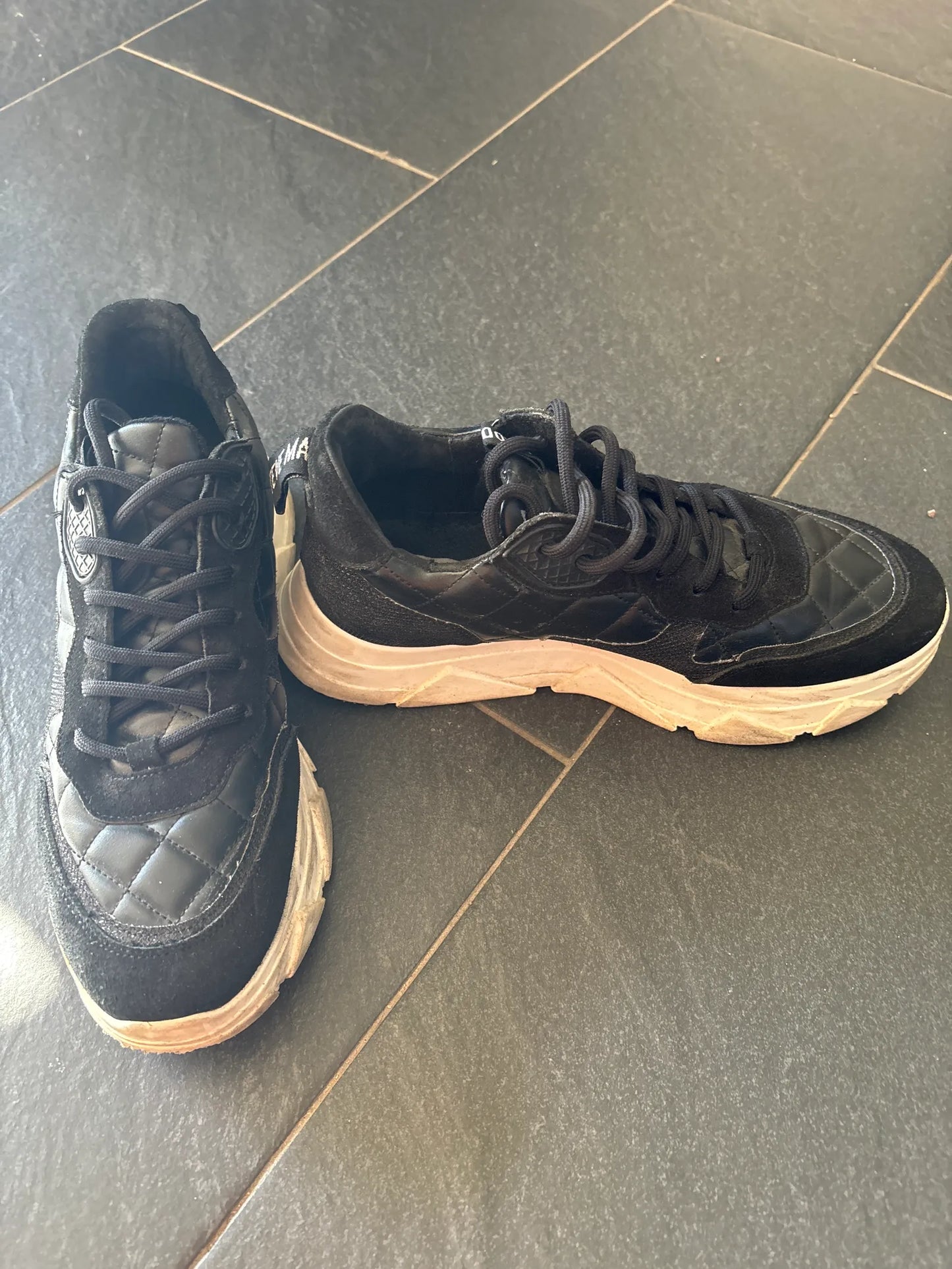 Steve Madden Sneakers