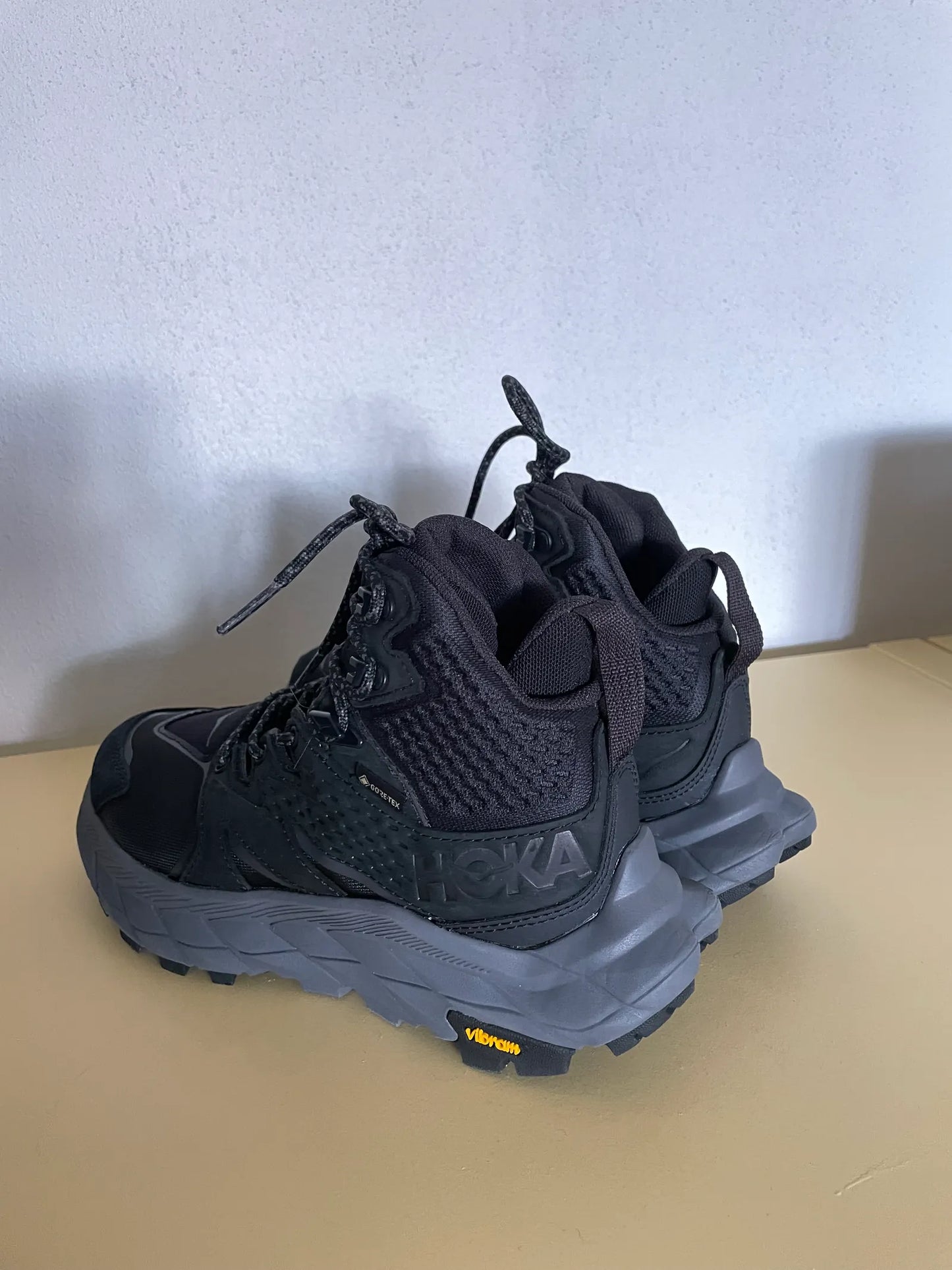 HOKA W Anacapa Mid Gtx-kängor NWOT