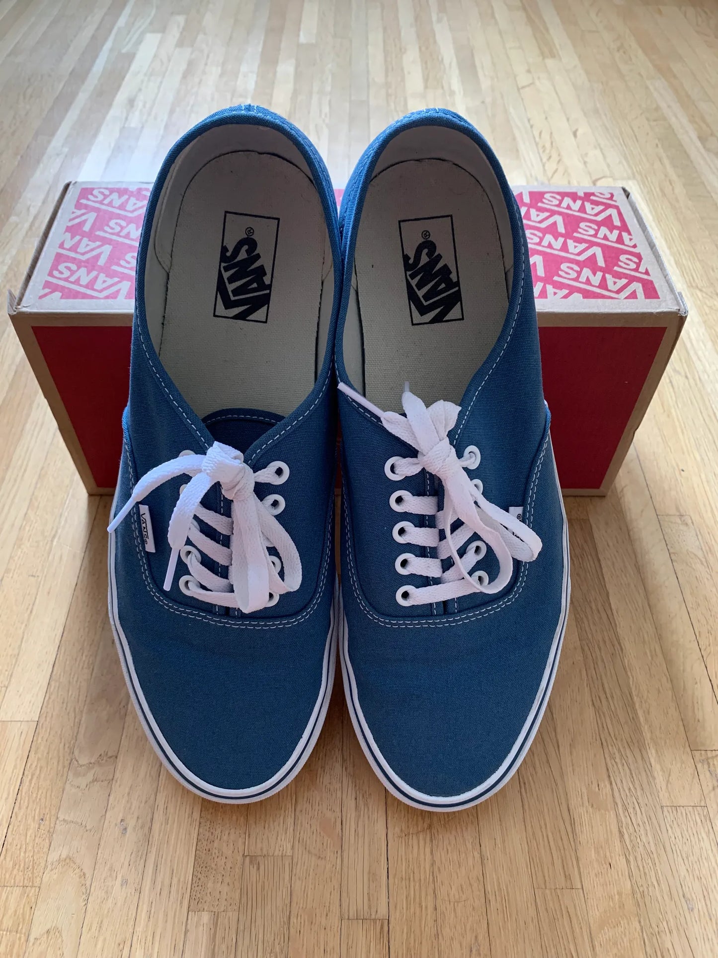 Vans-sneakers NWOT