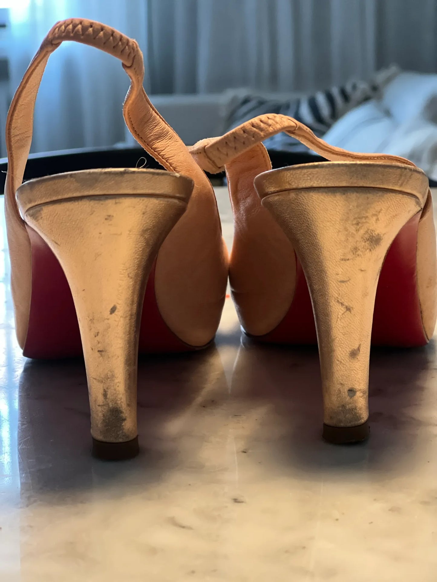 Christian Louboutin Christian Louboutin Slingback--skinnklackar