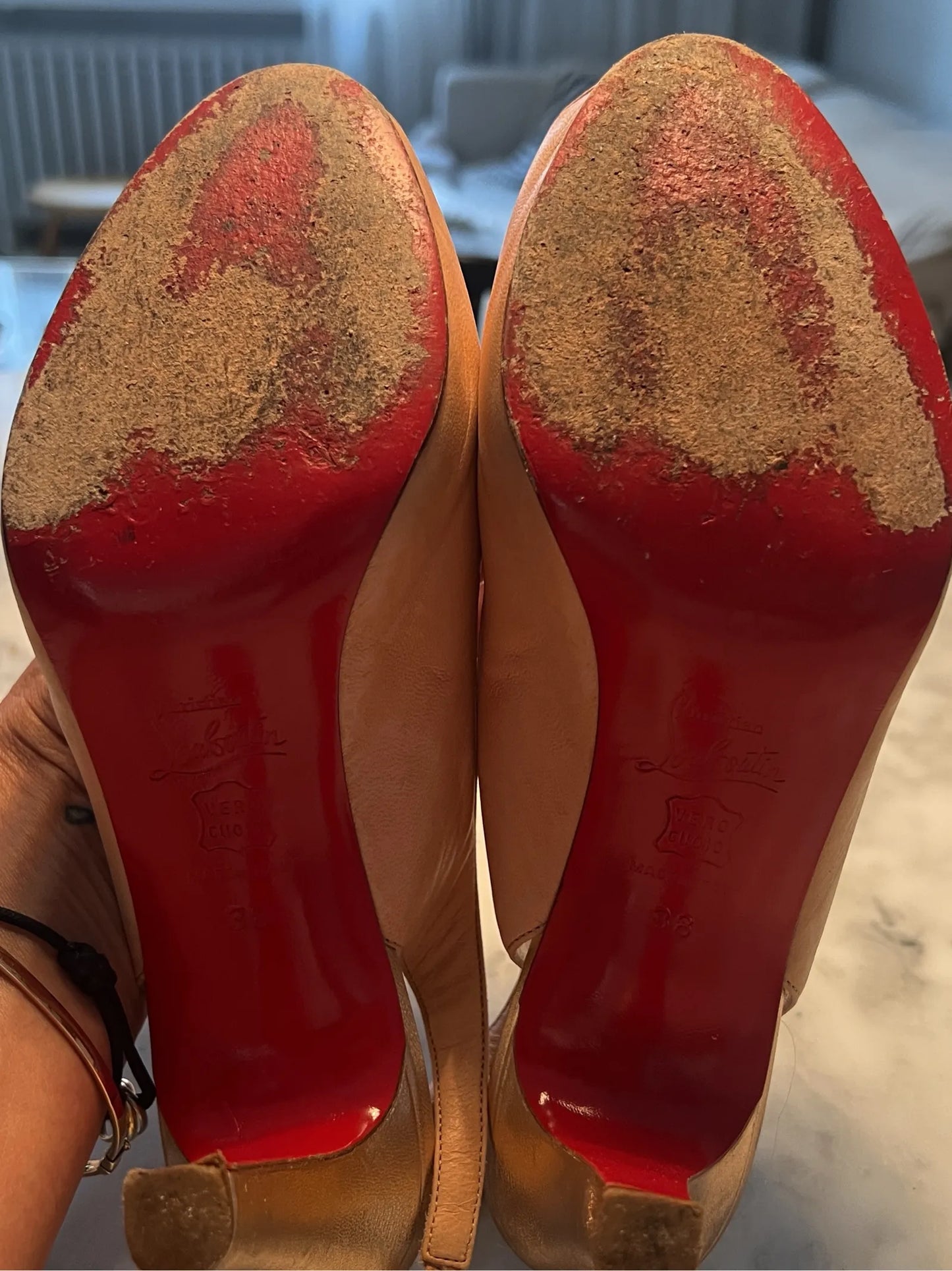 Christian Louboutin Christian Louboutin Slingback--skinnklackar
