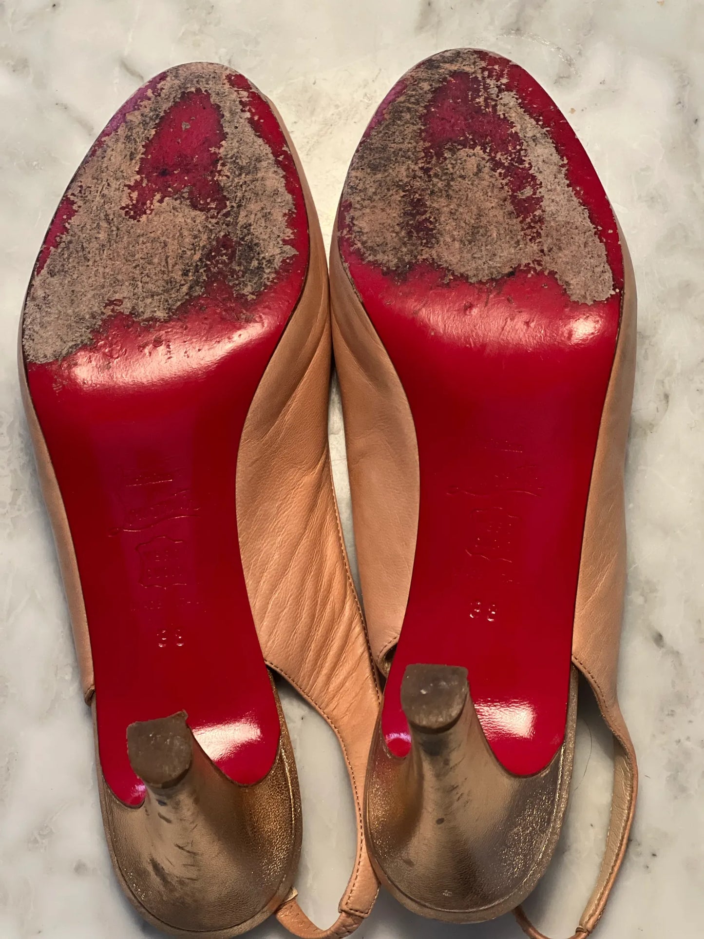 Christian Louboutin Christian Louboutin Slingback--skinnklackar