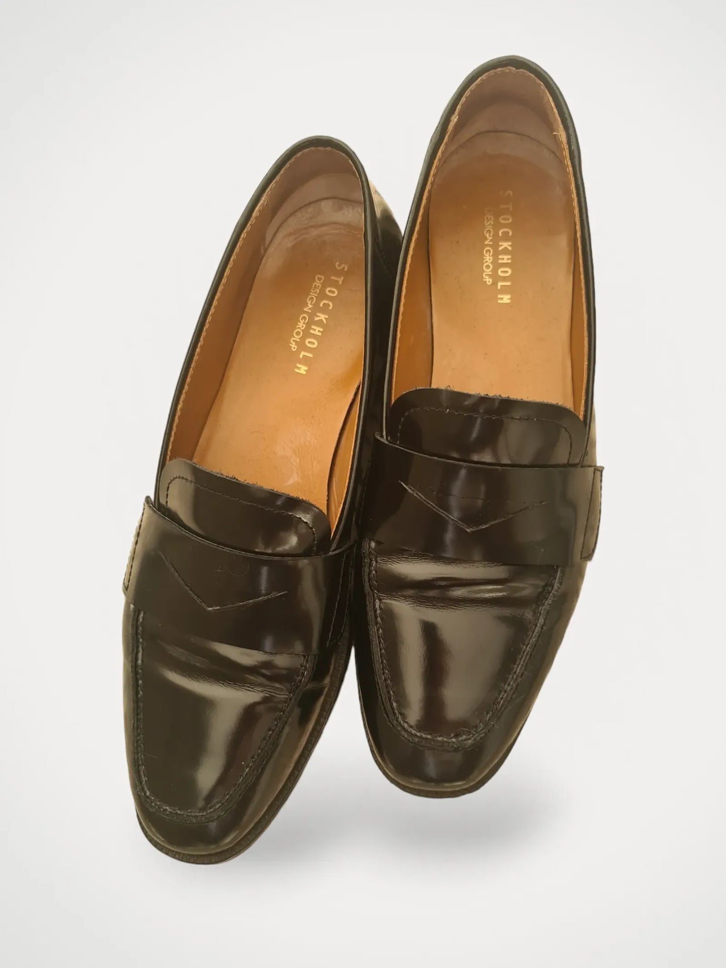 Stockholm design group-skinnloafers