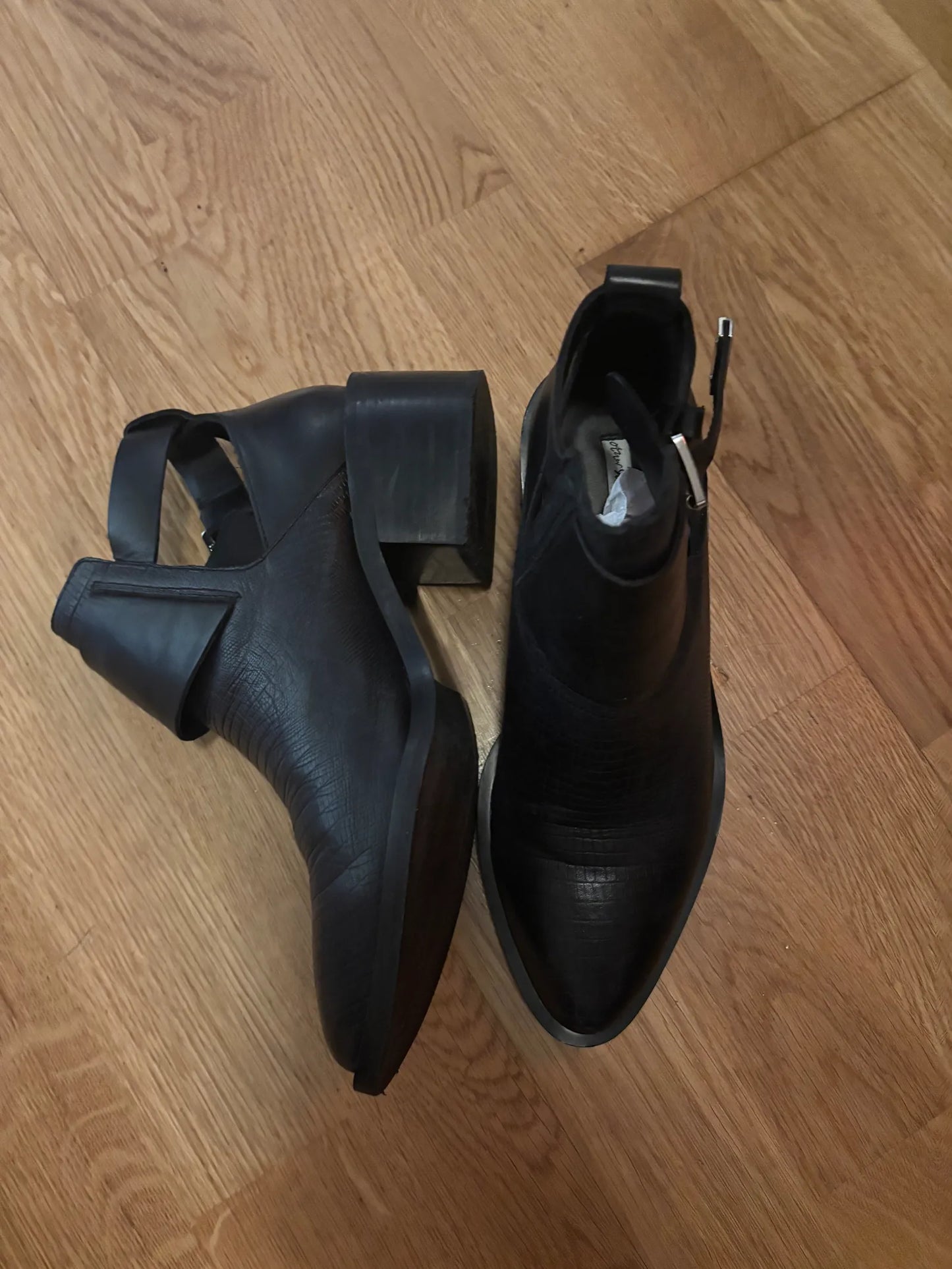 & Other Stories Boots