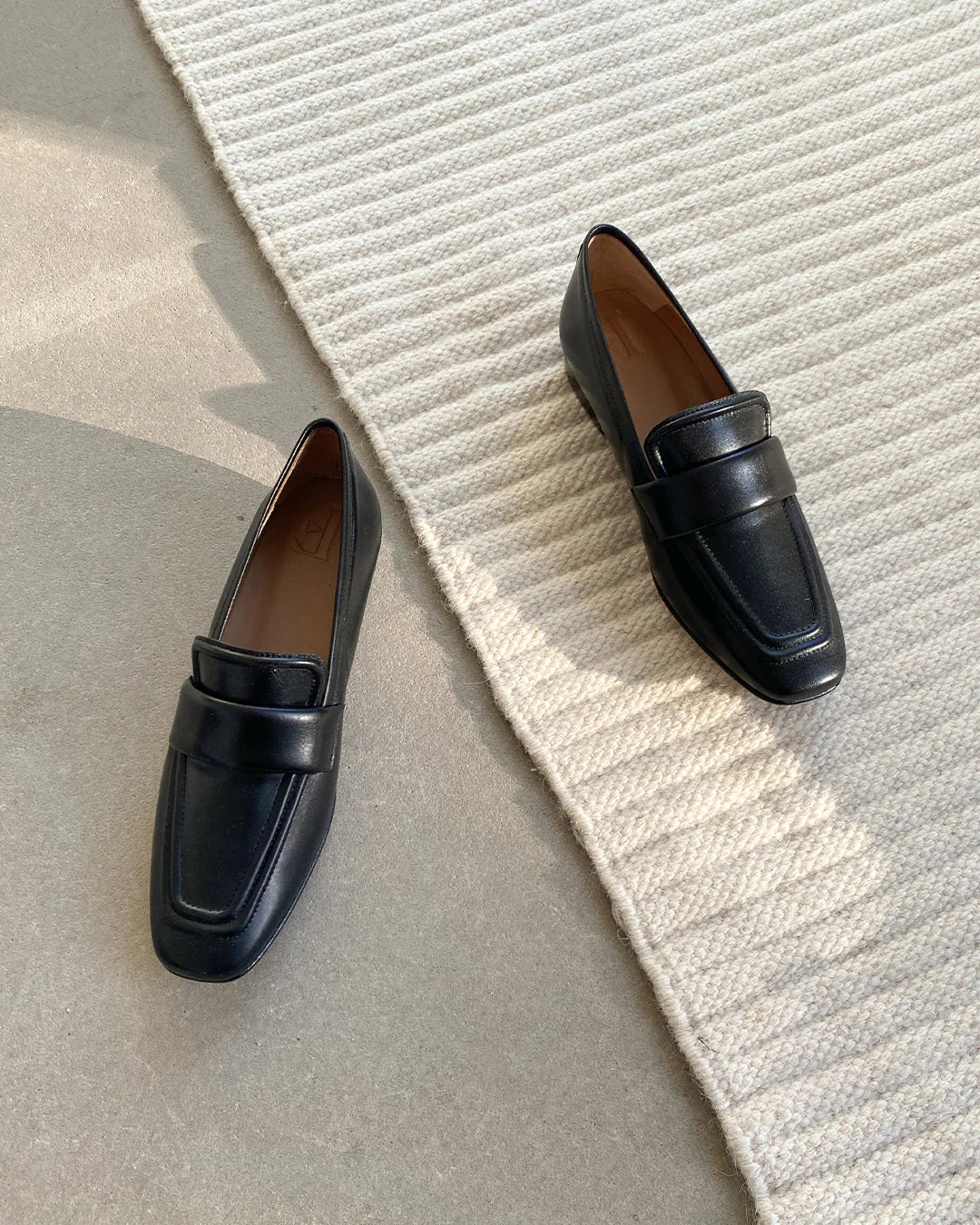 Flattered Vivienne Black Leather-skinnloafers NWOT