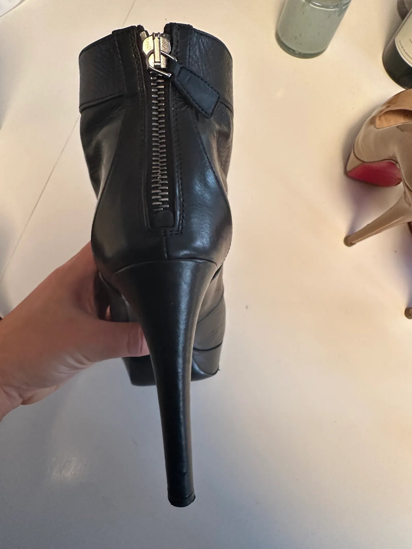 Prada-skinnboots NWOT