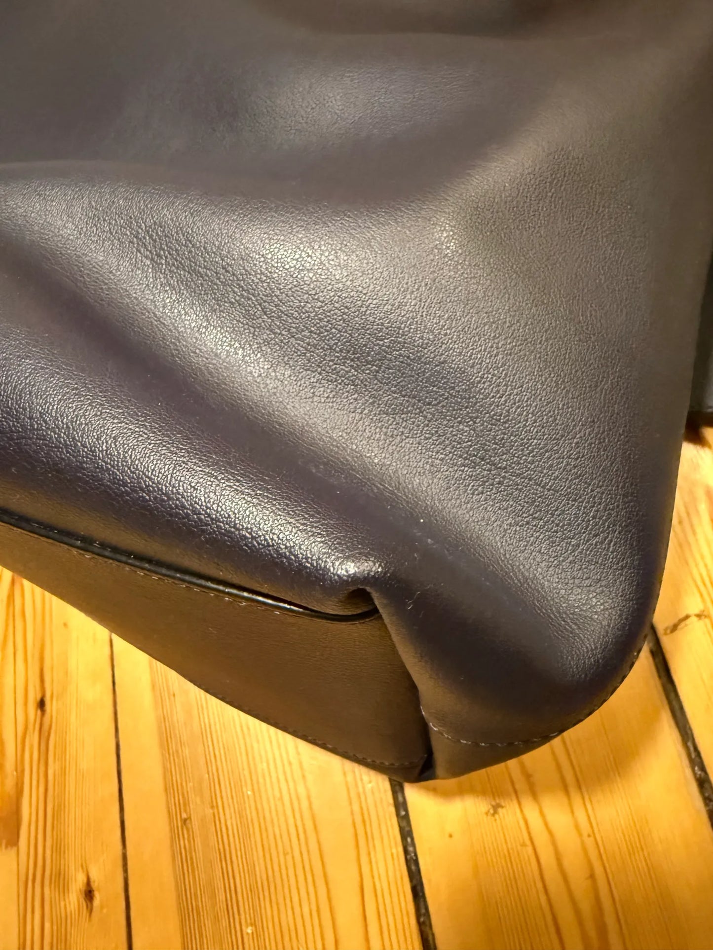 Saint Laurent Ysl Bb Shopping Handbag