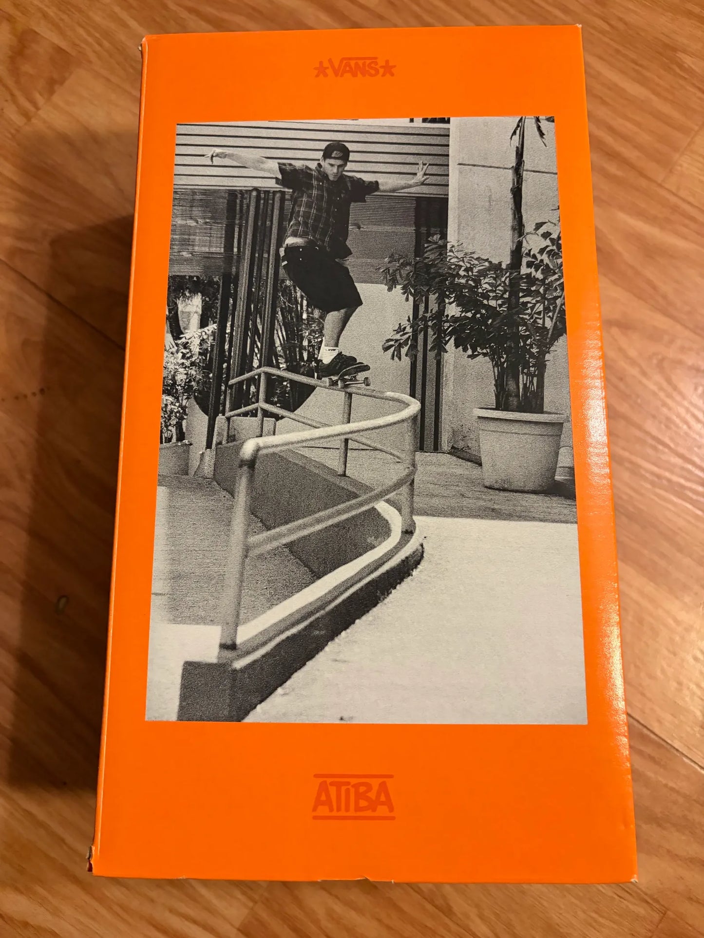 Vans Skate Old Skool 36+ Atiba Solar Orange Sneakers