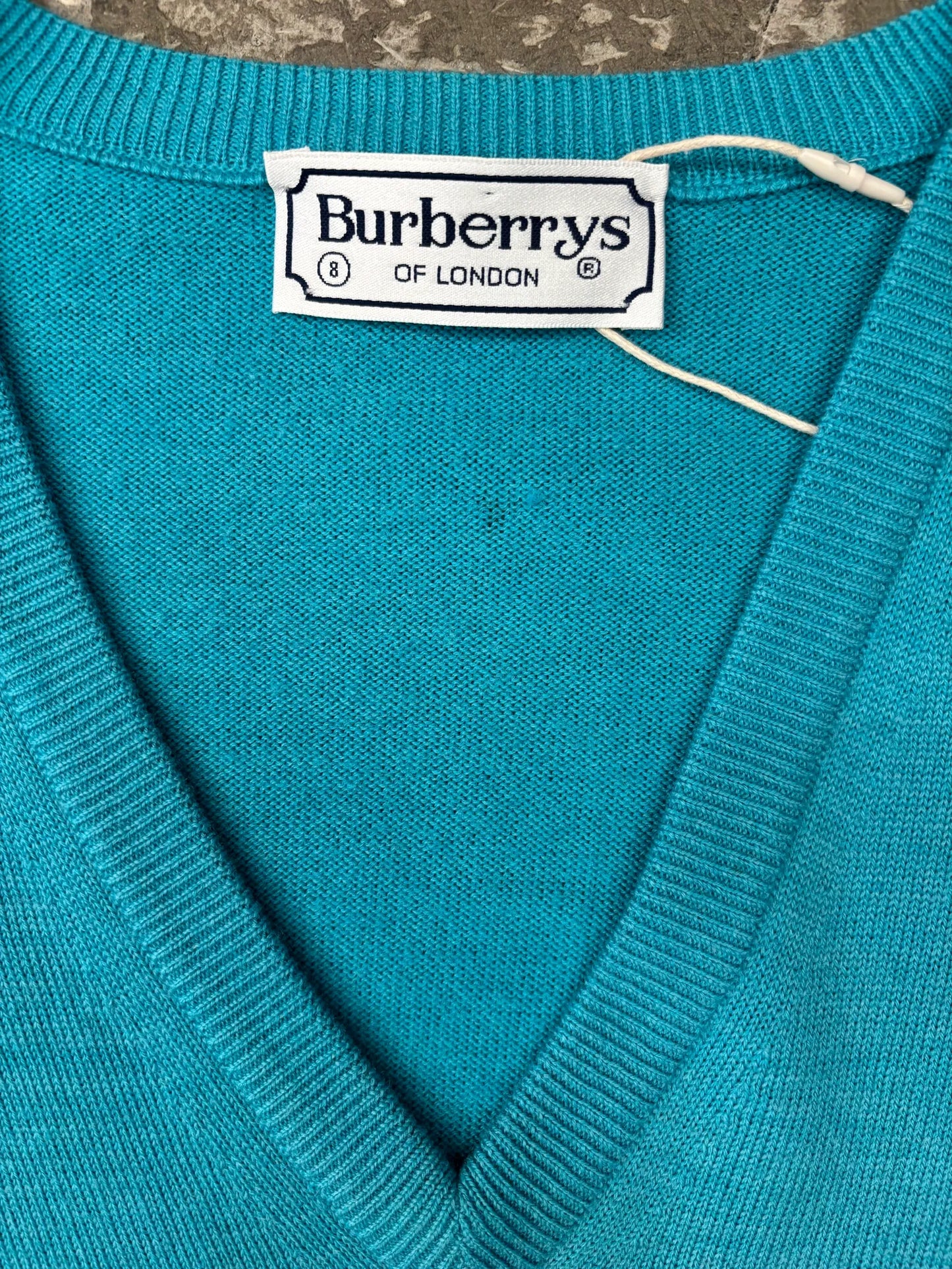 Burberry V- Sweater
