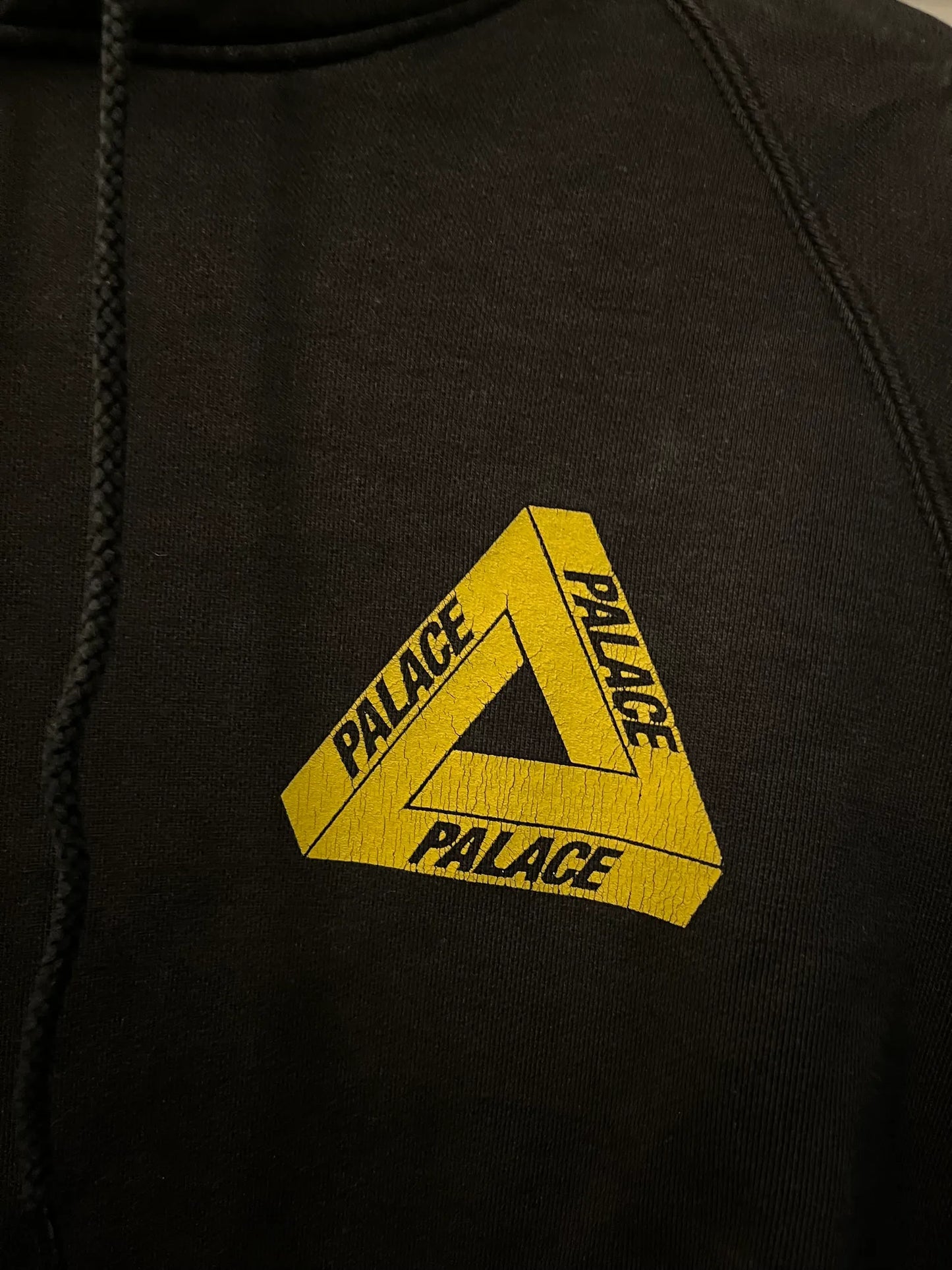 Palace-hoodie