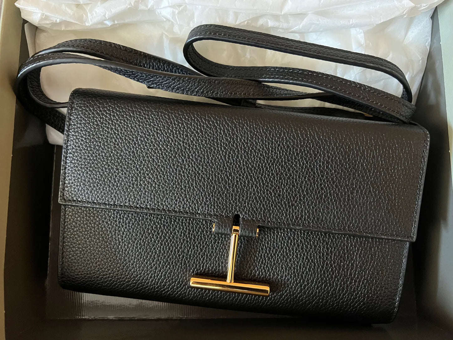 Tom Ford-skinnaxelremsväska NWOT