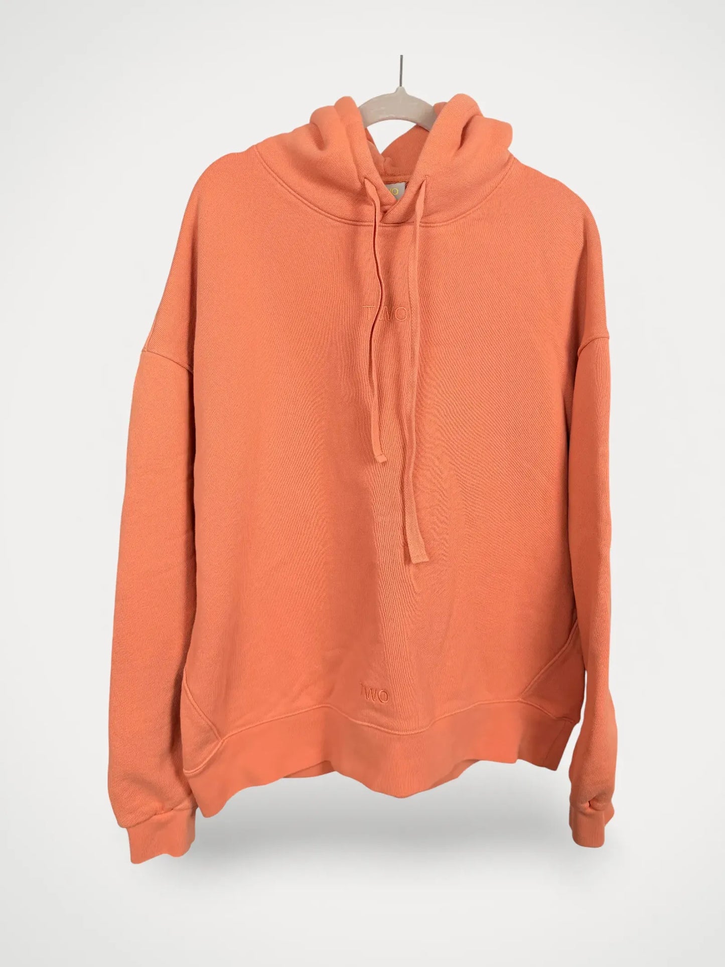 Two Two-hoodie NWT