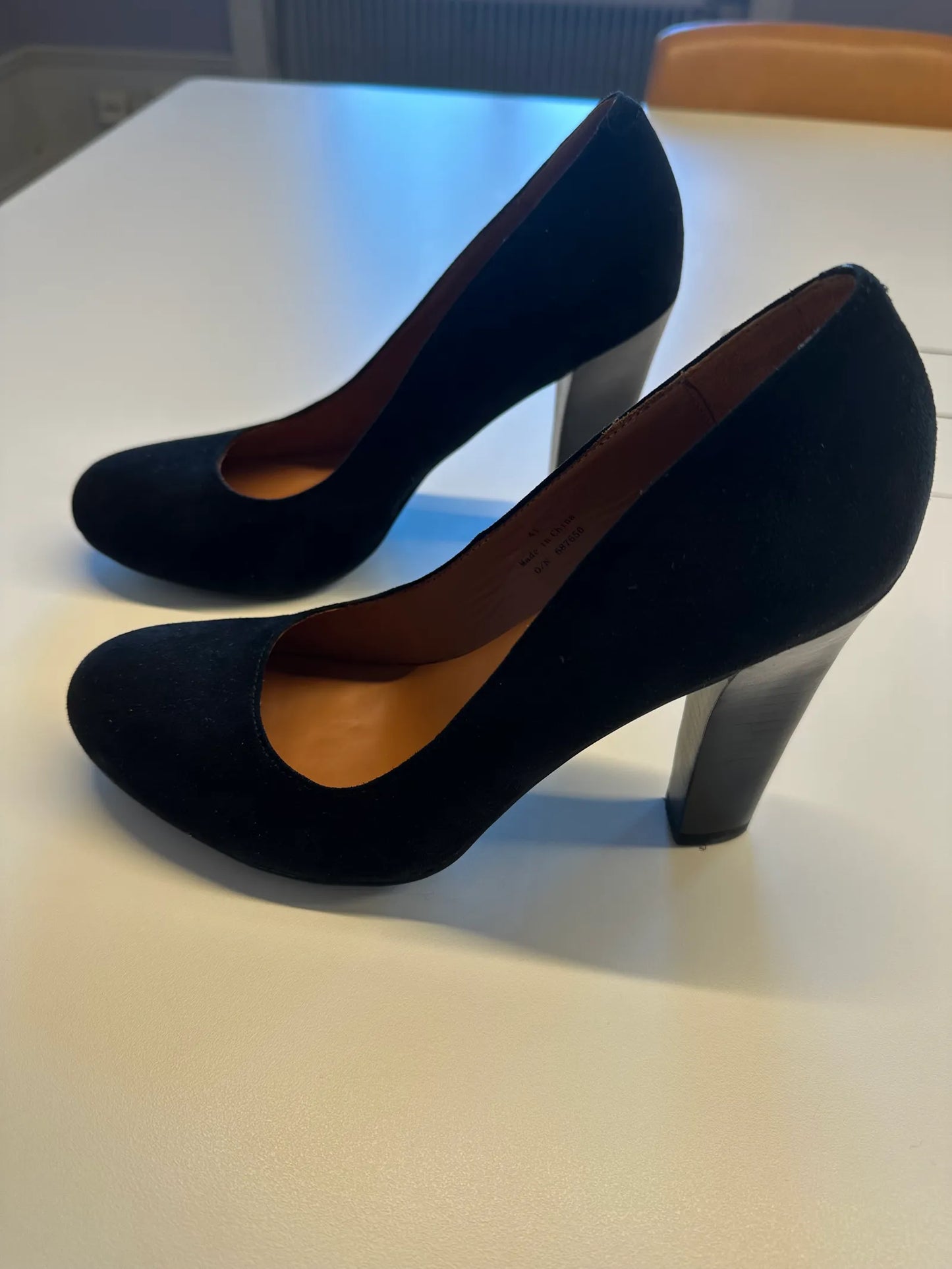 & Other Stories Heels