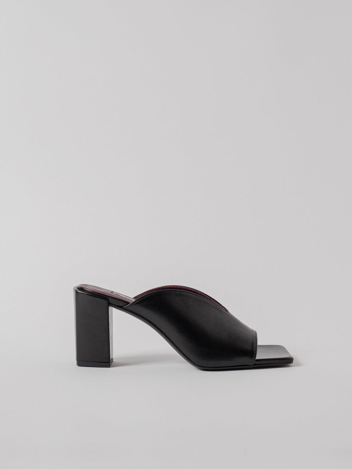Blankens The Nooshi Black Heels
