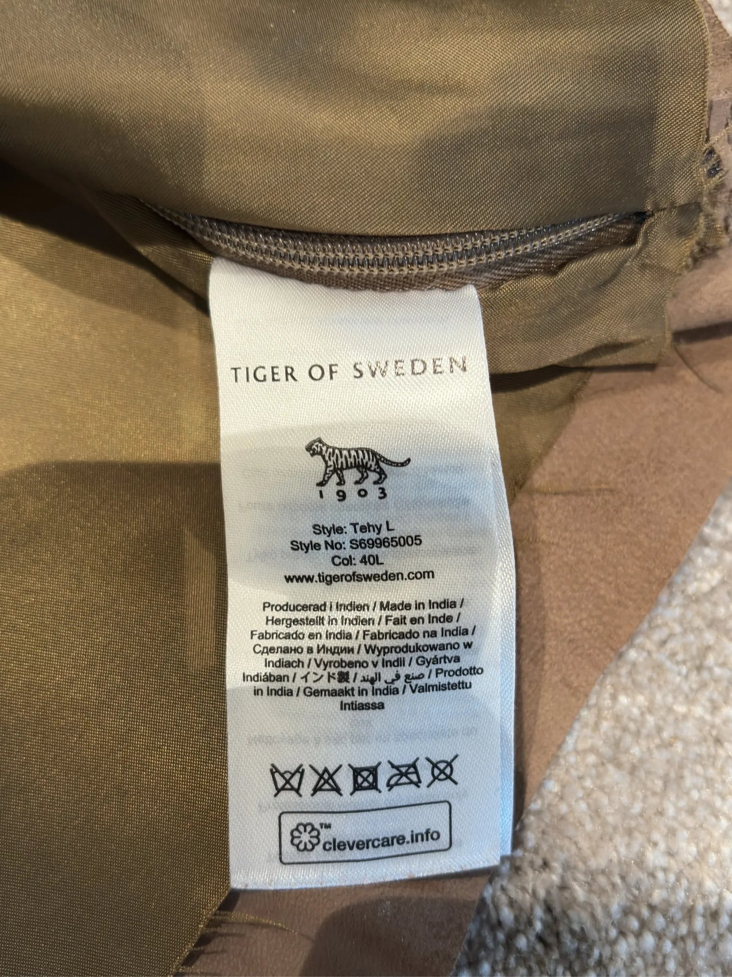 Tiger of Sweden Tehy, Ahla Set