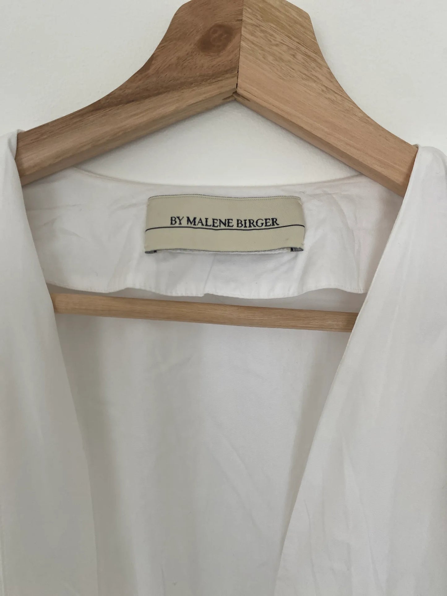 By Malene Birger Filonas Shirt