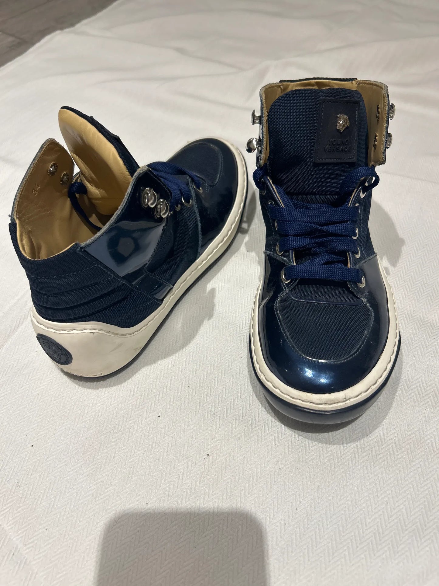 Versace-sneakers NWOT