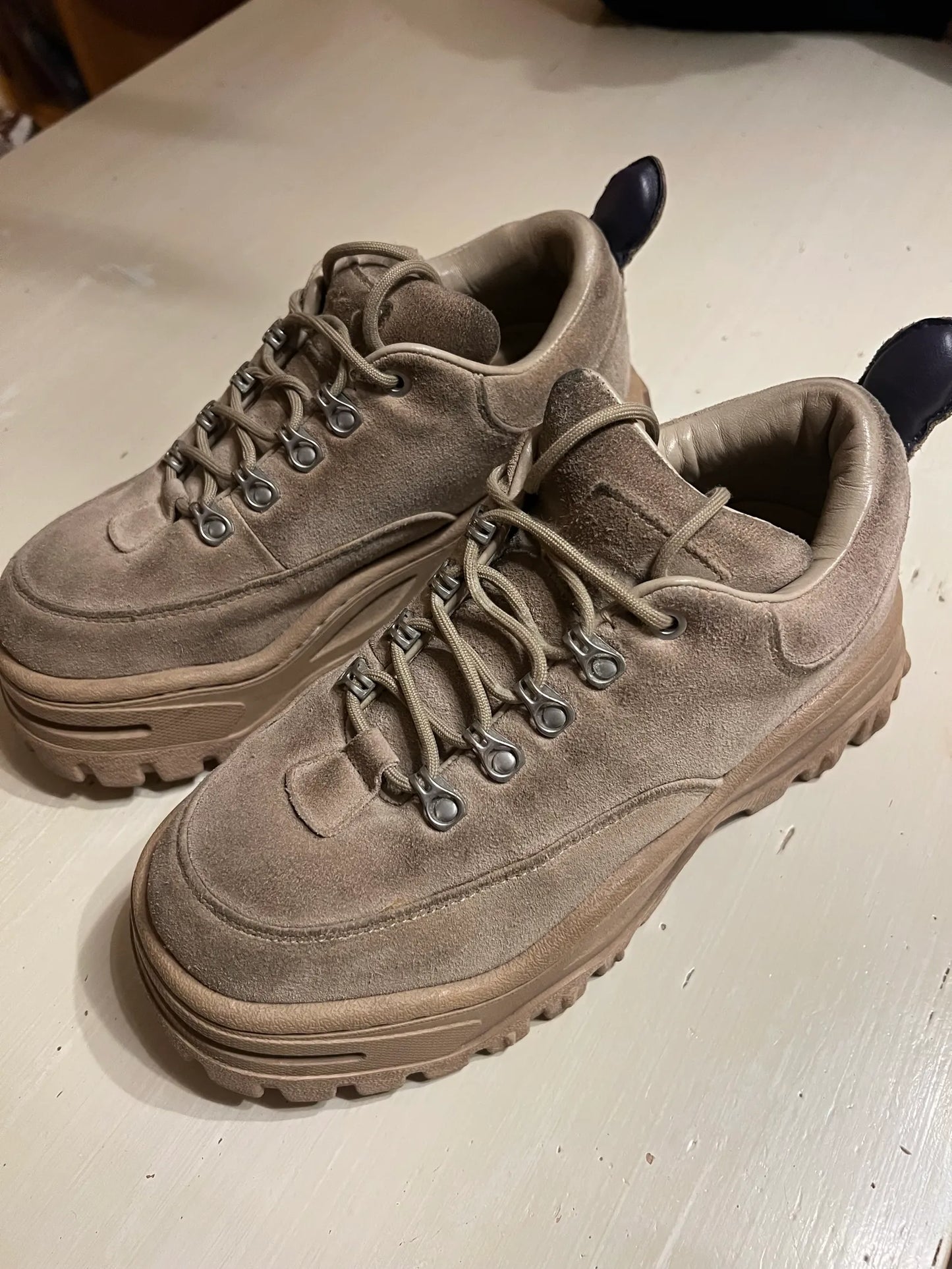 Eytys Angel Suede Dune-sneakers