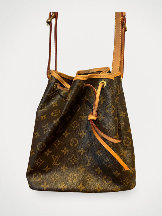 Louis Vuitton Noé-skinnaxelremsväska