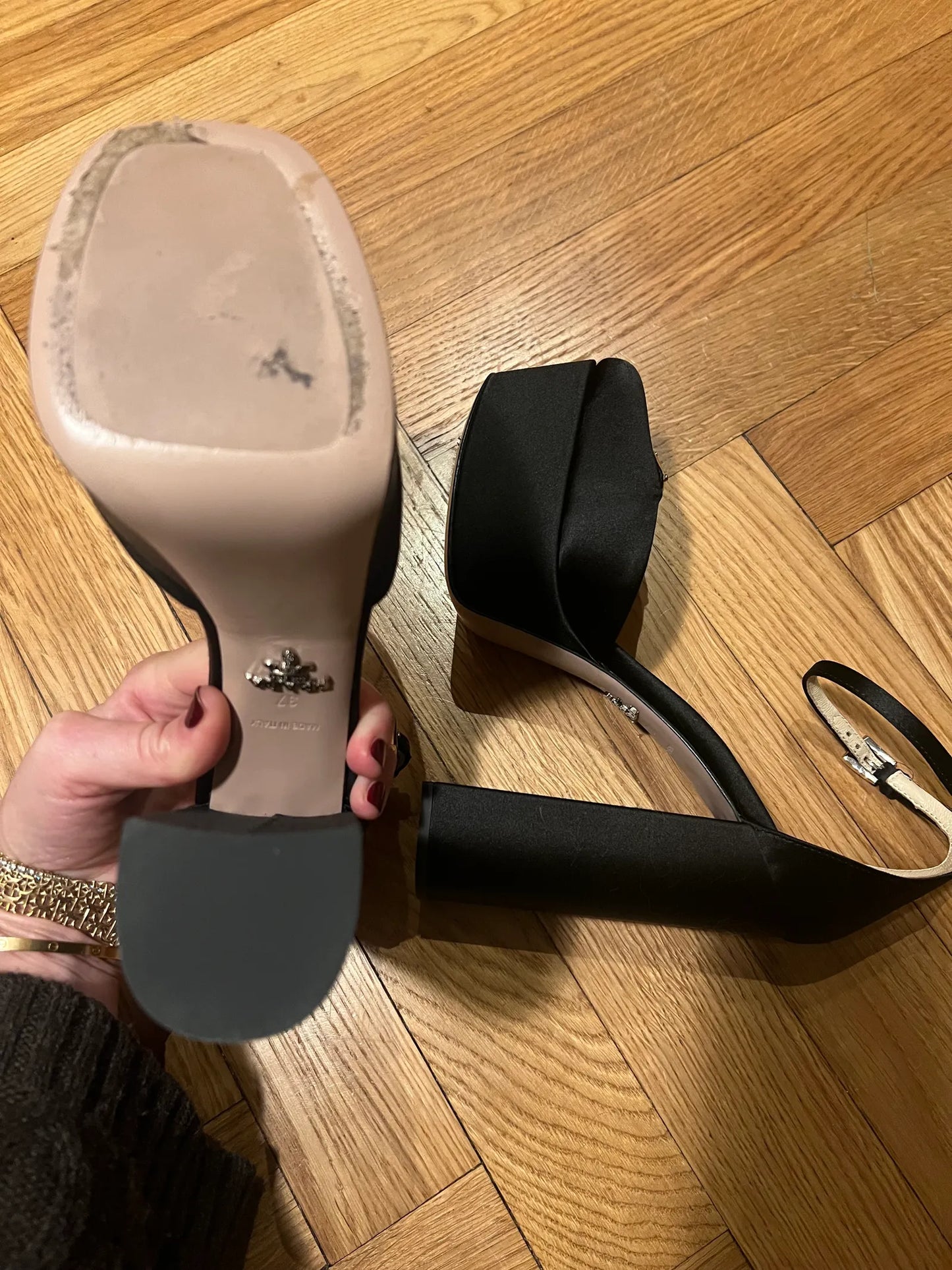 Prada Satin Platform-klackar NWOT