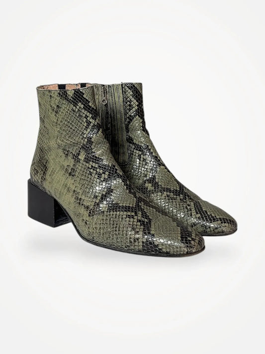 Acne Studios-skinnboots