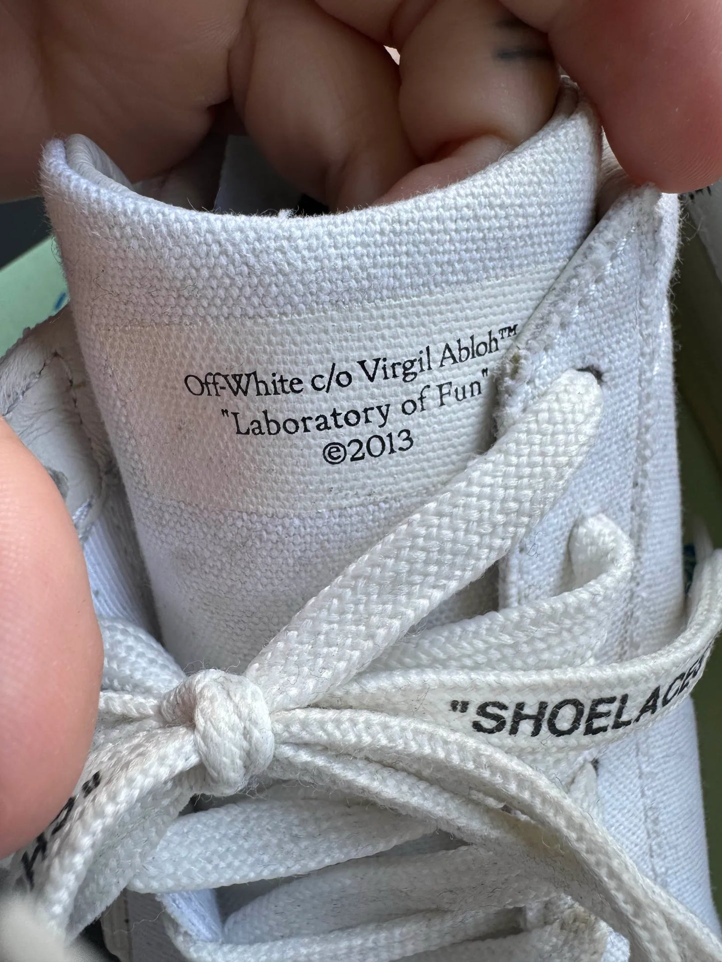Off-White-sneakers