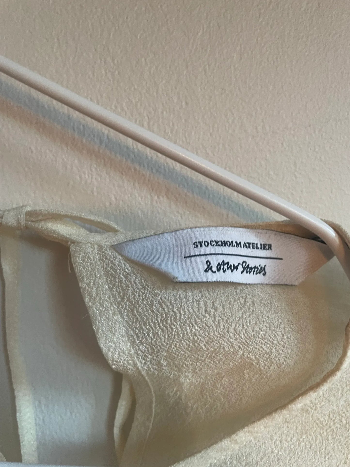 & Other Stories-blus