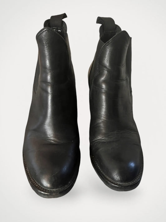 Acne Studios-skinnboots