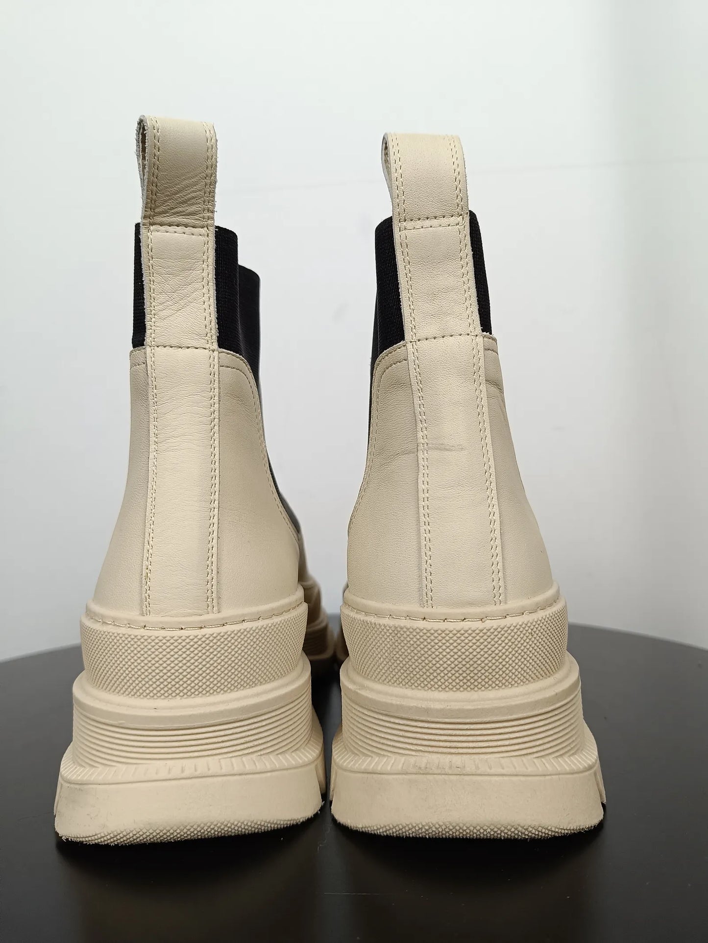 Flattered Lena Chelsea Boots