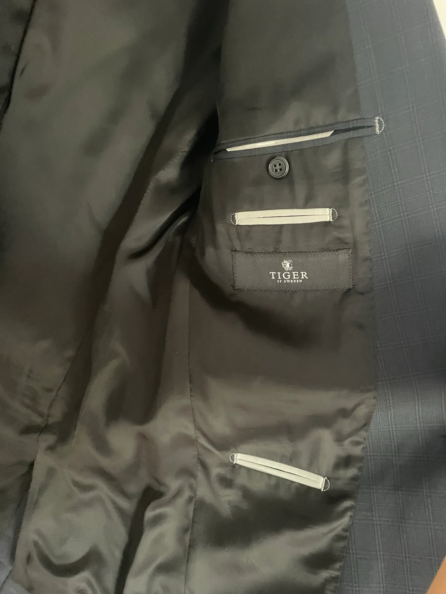 Tiger of Sweden Nedvin Suit