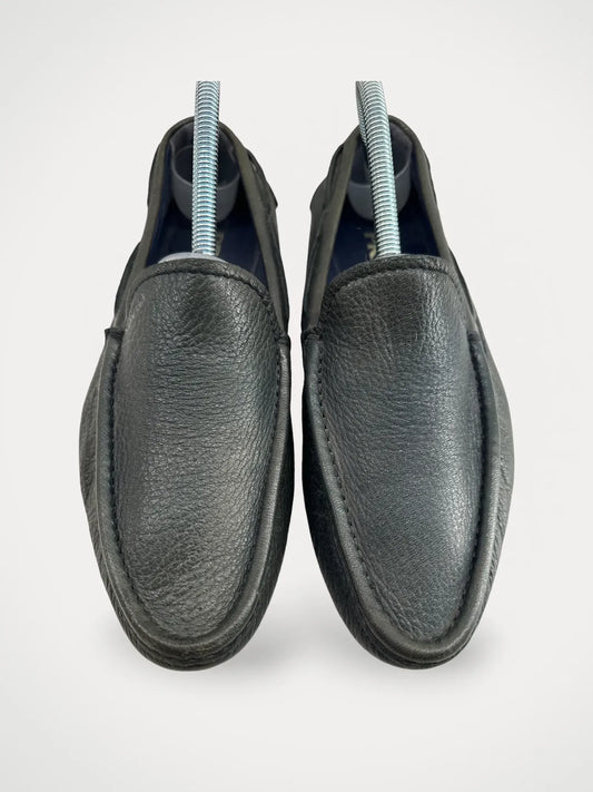 Prada-skinnloafers