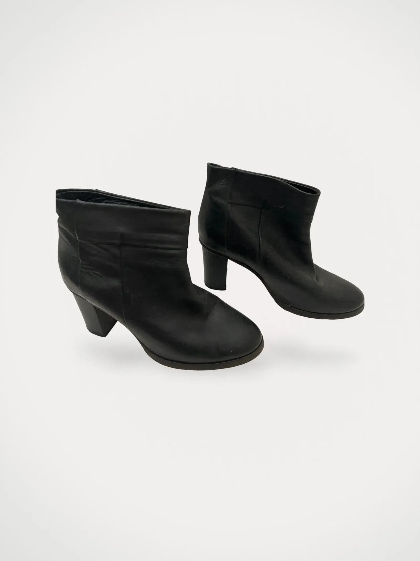 Filippa K-skinnboots