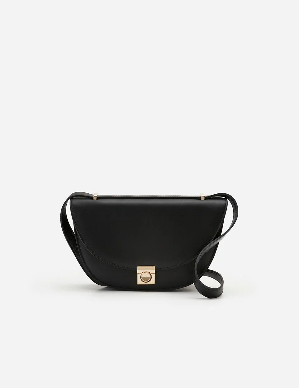 Flattered Cindy Crossbody Black-skinnaxelremsväska NWT