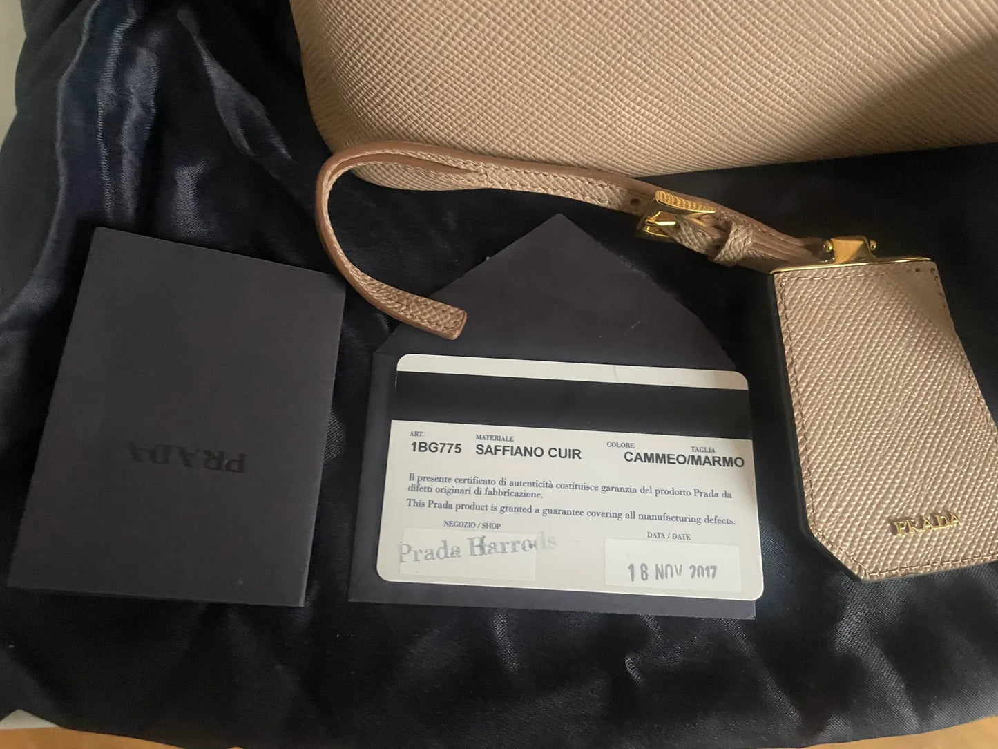 Prada-handväska NWOT