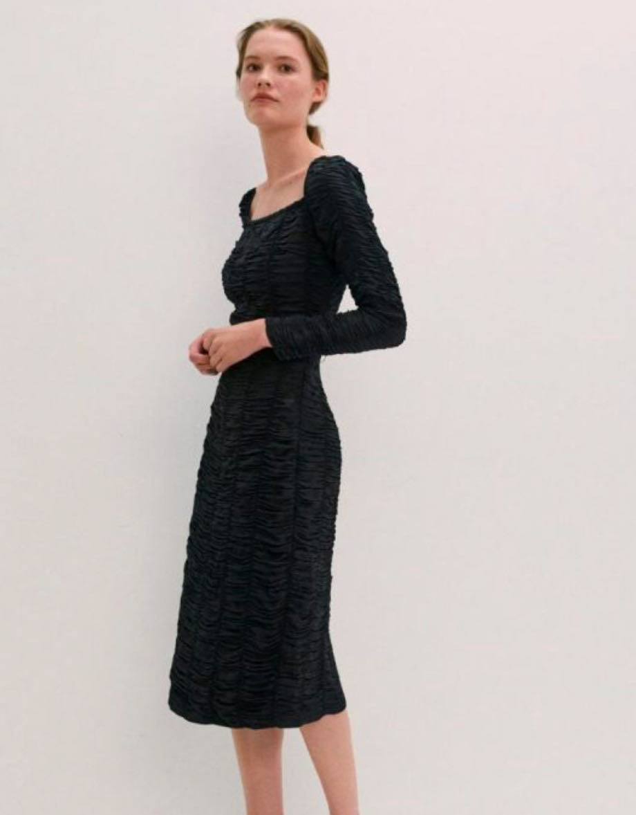 By Malene Birger Amyna Ruched Midi-klänning