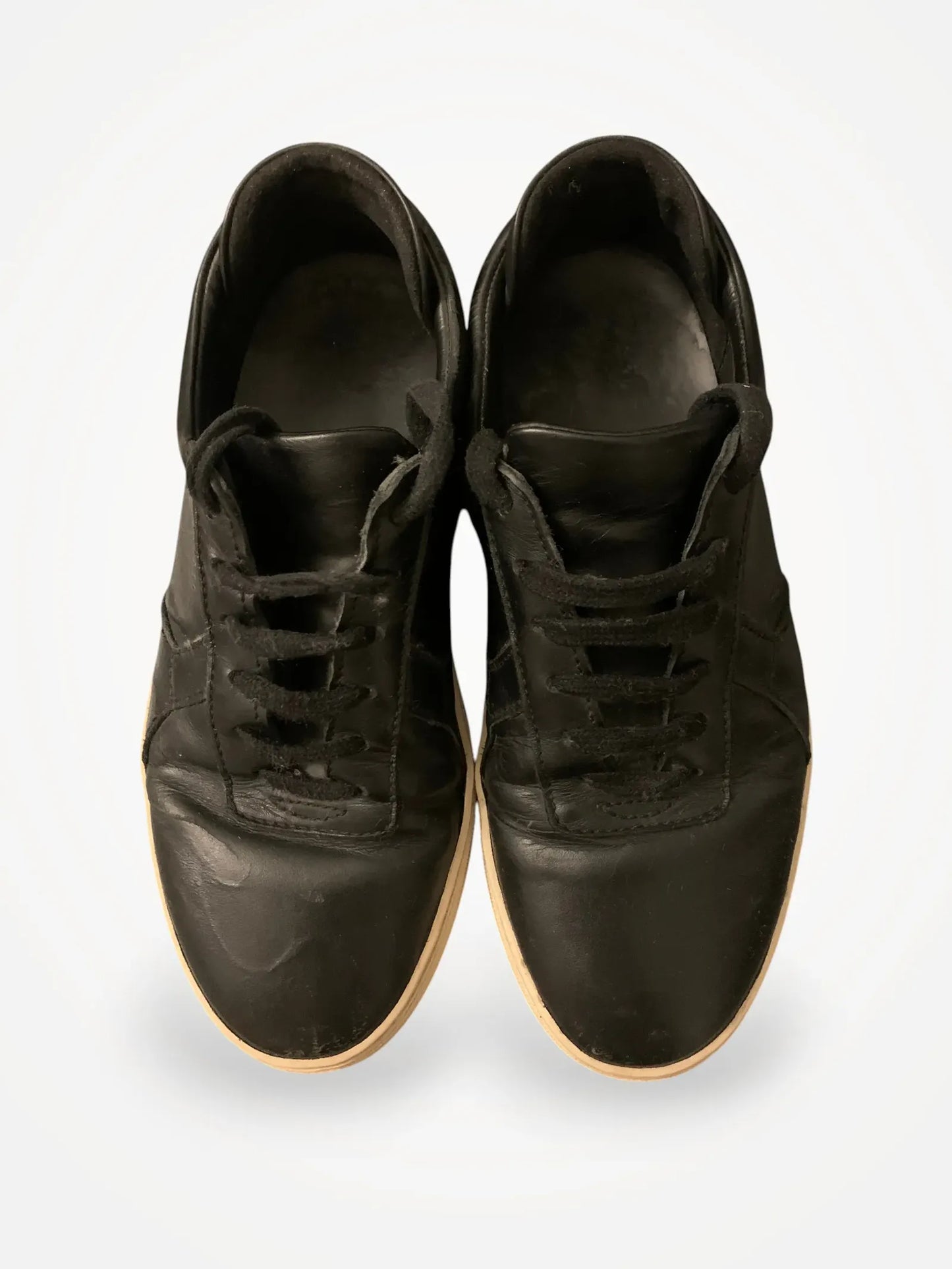 Axel Arigato Sneakers