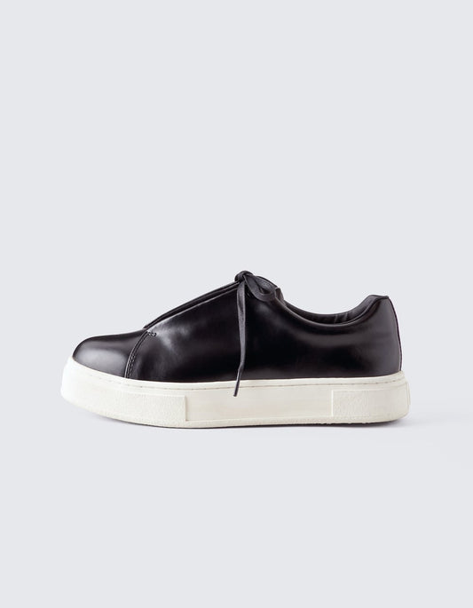 Eytys Doja Leather Black-skinnsneakers