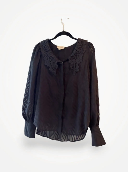 Fine Copenhagen True Lace Blouse