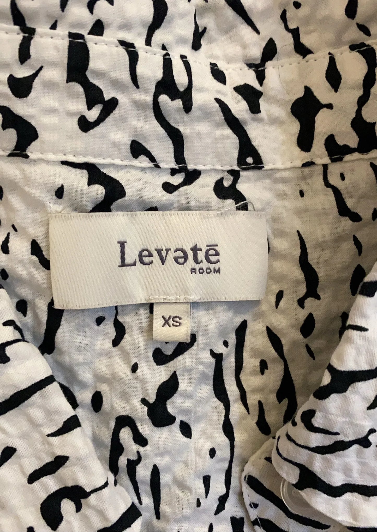 Levete Room Shirt
