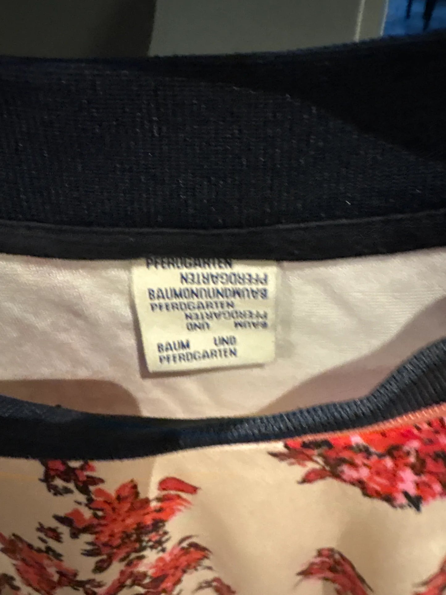 Baum und Pferdgarten Sweater