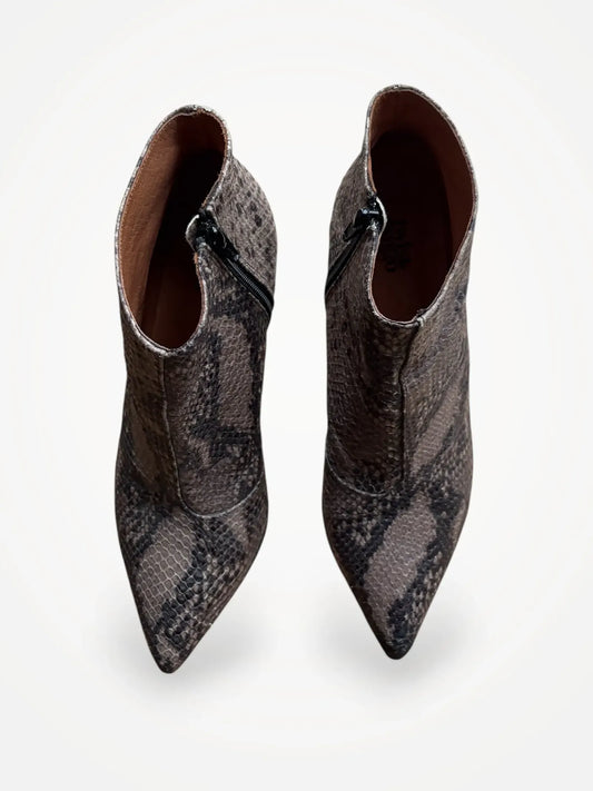 Twist & Tango Vet Ej Boots