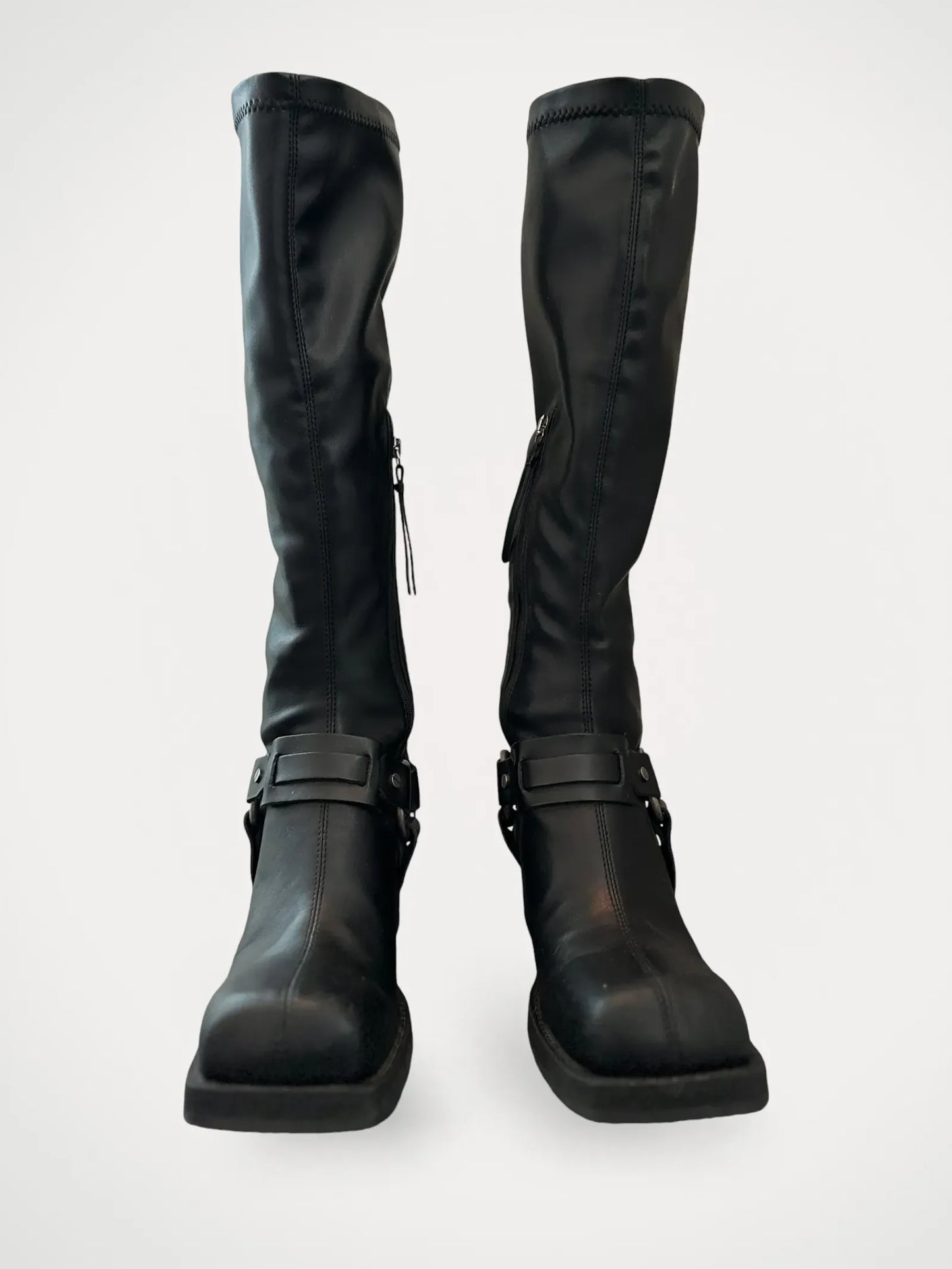 Acne Studios Pull On Buckle-skinnboots