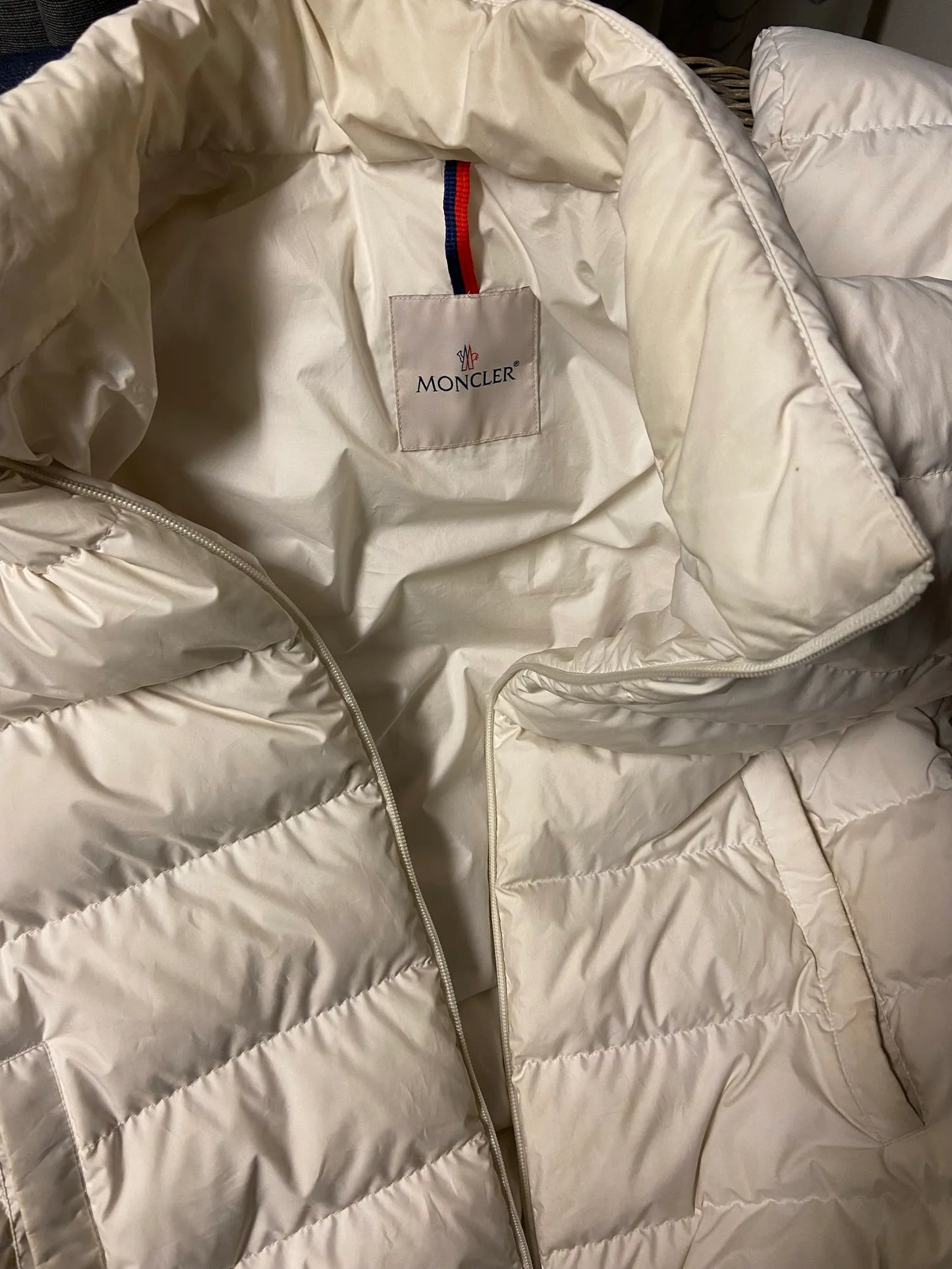 Moncler Baudinet Puffer jacket
