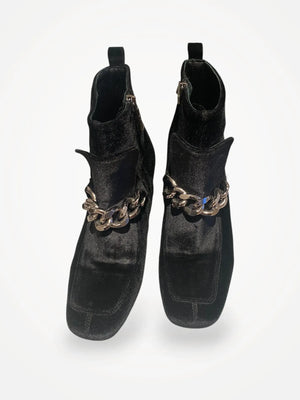 Apair Boots