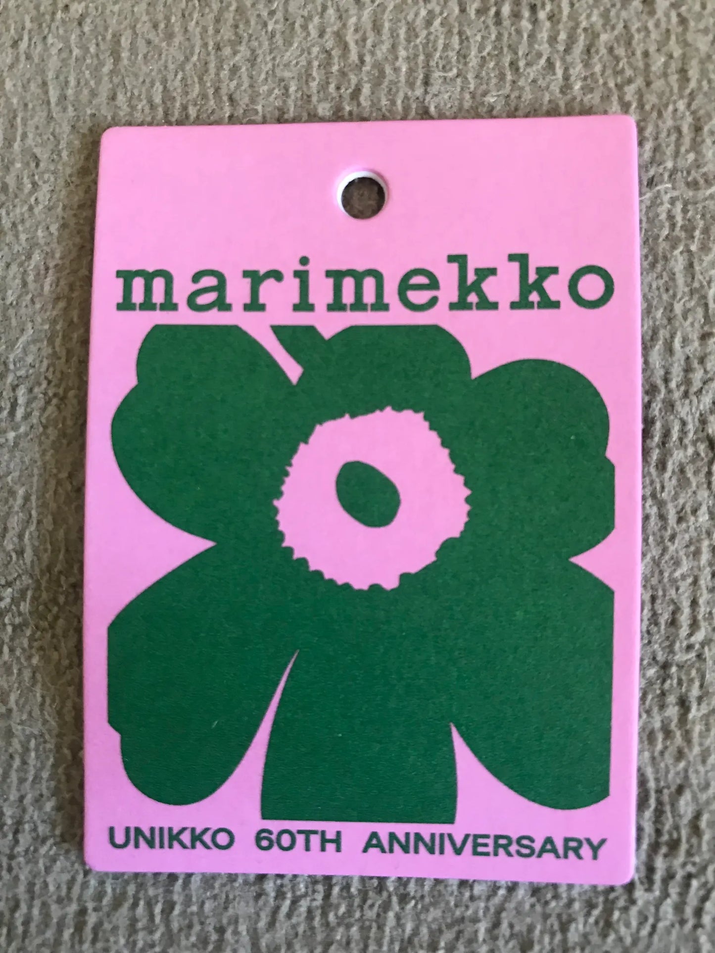 Marimekko Carrier Midi Unikko-axelremsväska NWOT