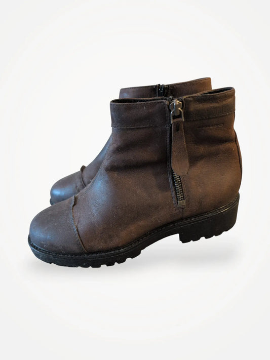 Vagabond Boots